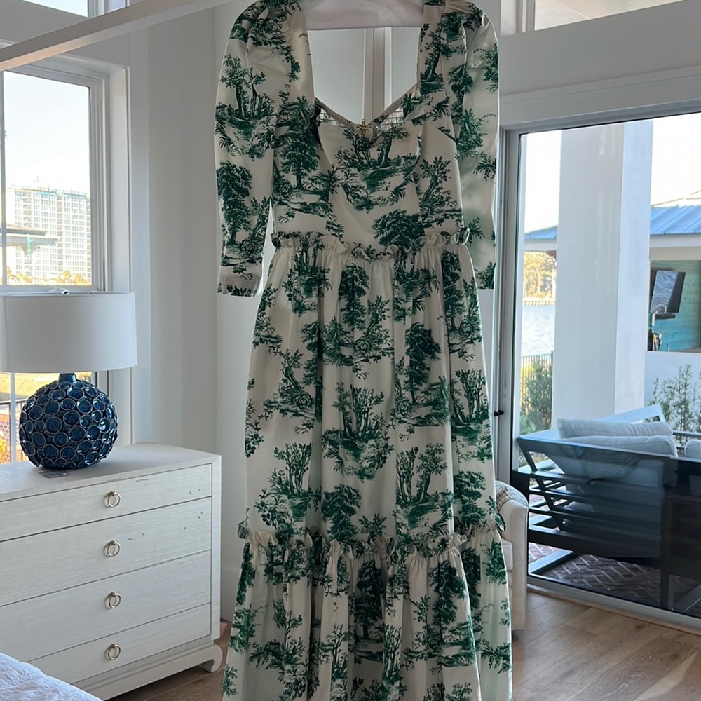 Cara Cara Green and White Midi Dress